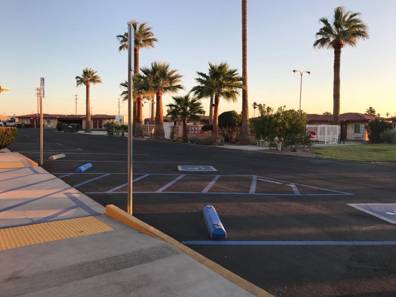 El Rancho Dolores At Jt National Park トウェンティナイン・パームズ エクステリア 写真